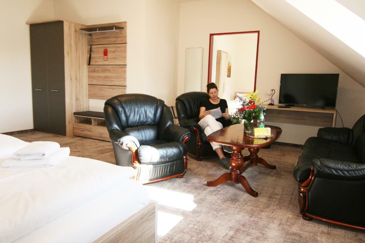 Hotel Am Waldschloesschen - Brauhaus Dresden Ngoại thất bức ảnh