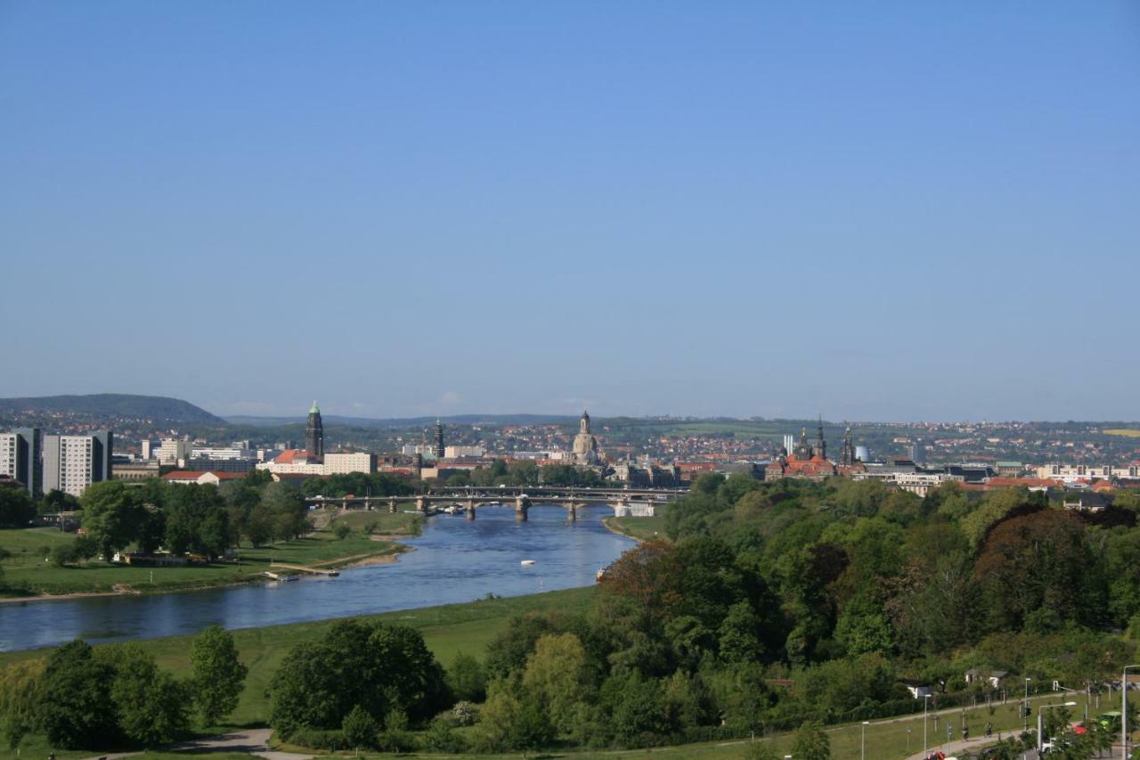Hotel Am Waldschloesschen - Brauhaus Dresden Ngoại thất bức ảnh